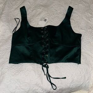 Emerald lace up crop top!